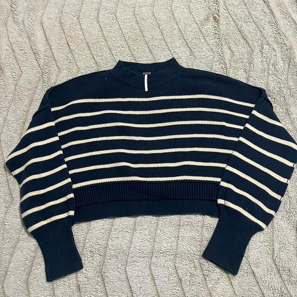 Free People Striped Cropped Sweater Navy Blue Cream Mock Neck OB1746329 Small